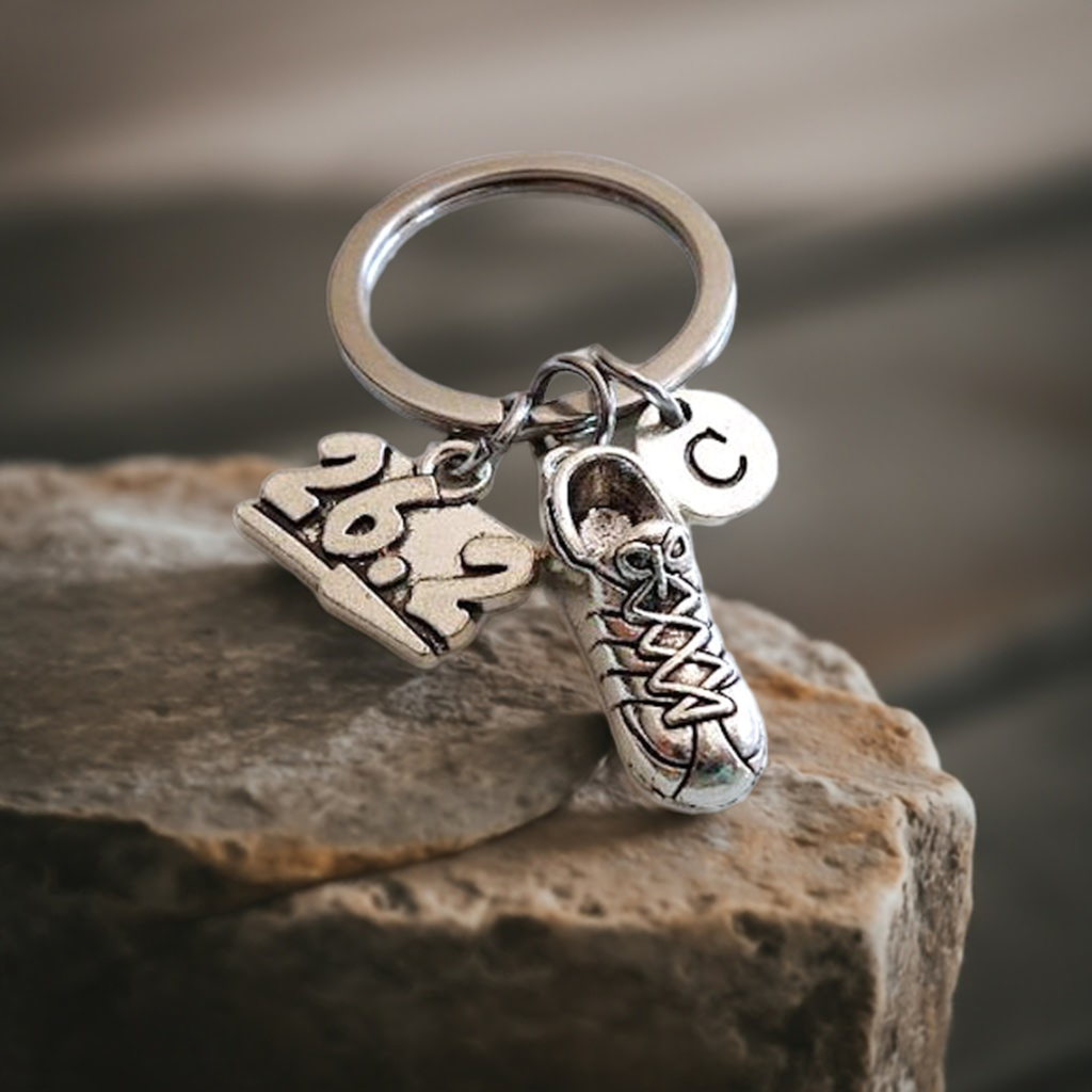 26.2 marathon keychain, Marathon running keychain, running shoe keychain, Gift for marathon runner, Marathon jewelry, 26.2 Marathon keychain